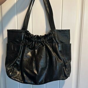 Hobo shoulder purse. Gorgeous..